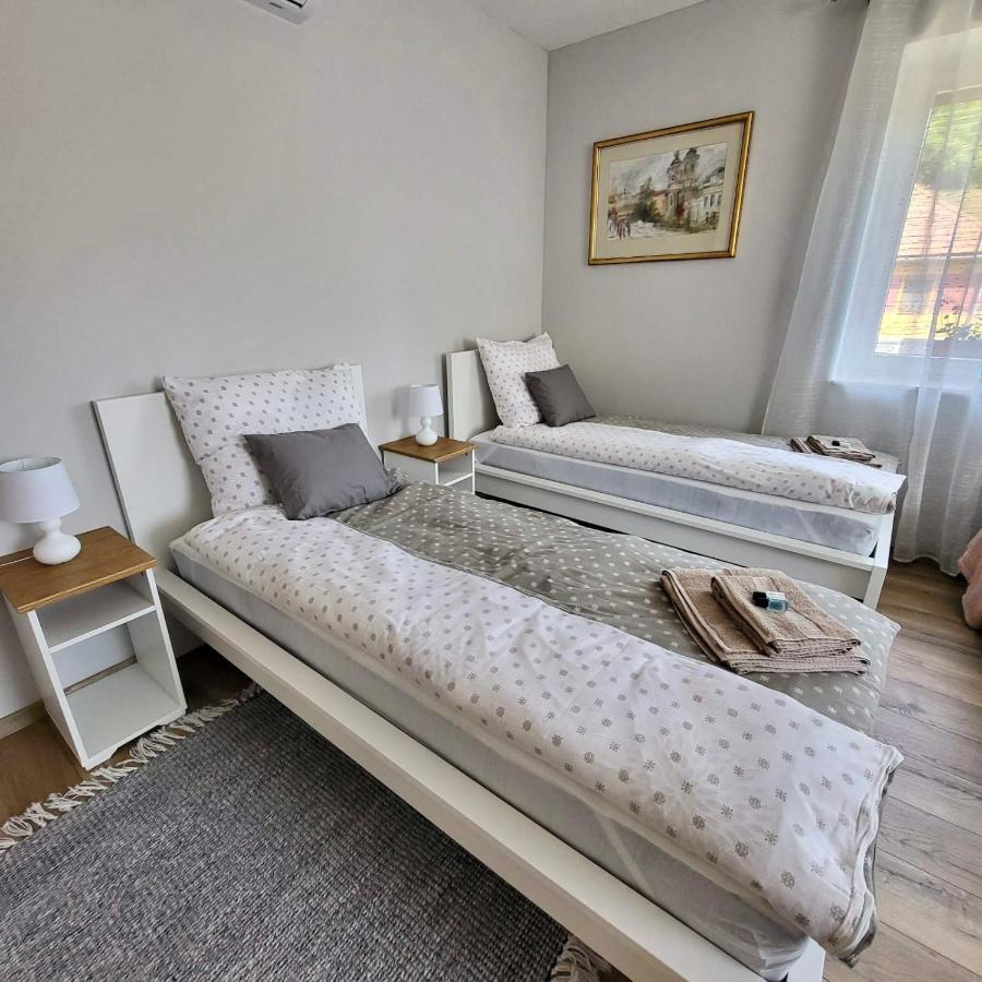 White Luxury Cottage- Matrai Vadaszhaz 4 Matraterenye Dış mekan fotoğraf